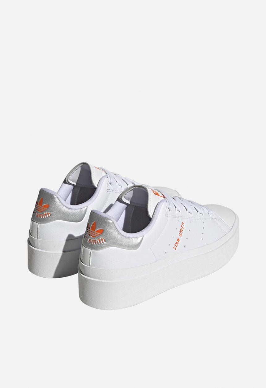 Stan smith bonega w - id6979 - ftwr white/silver met./orange