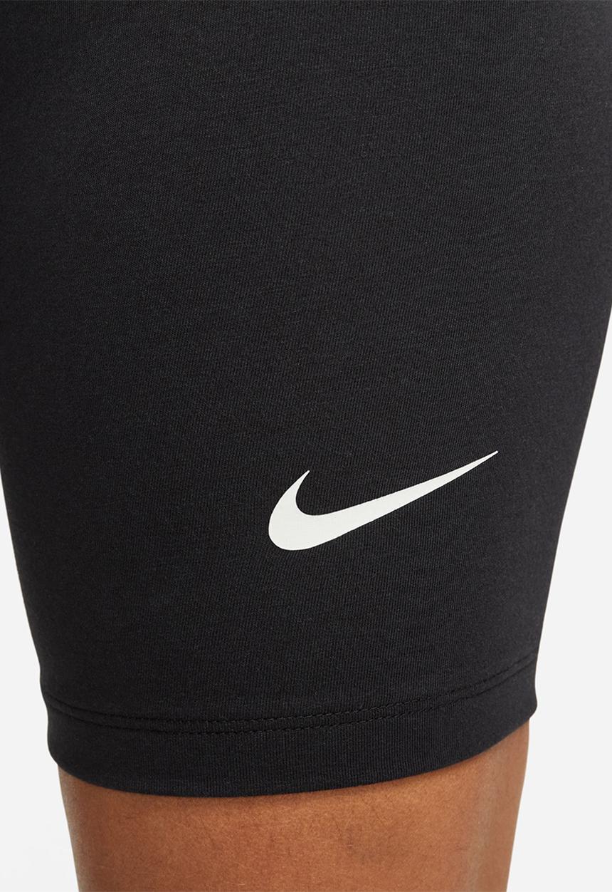 Nike - Nike Women's Classic 8inch Short - black/sail