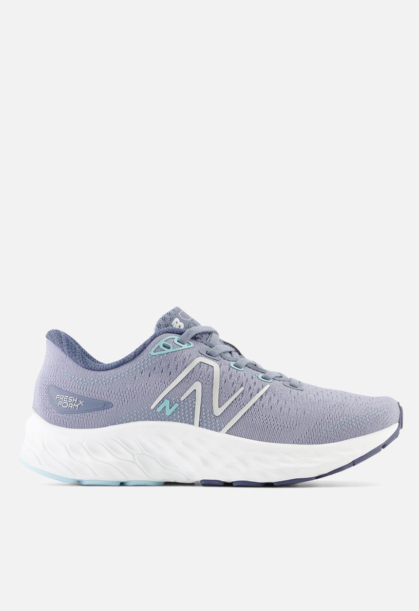 New Balance  - Fresh Foam x Evoz ST