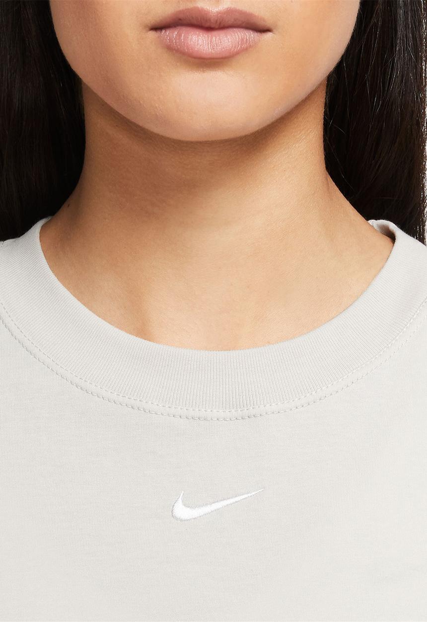 Nike - W nsw tee essntl lbr - lt orewood brown & white