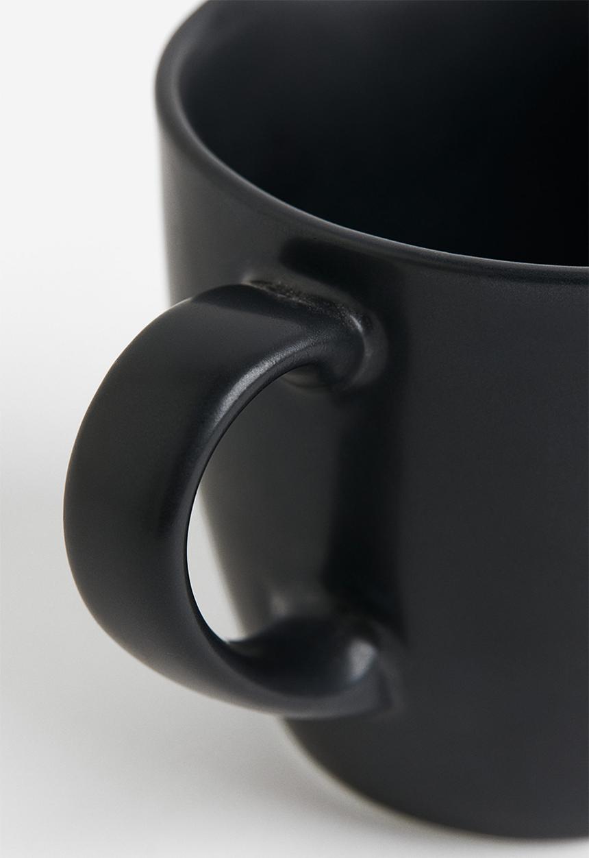 H&M - Porcelain mug - black