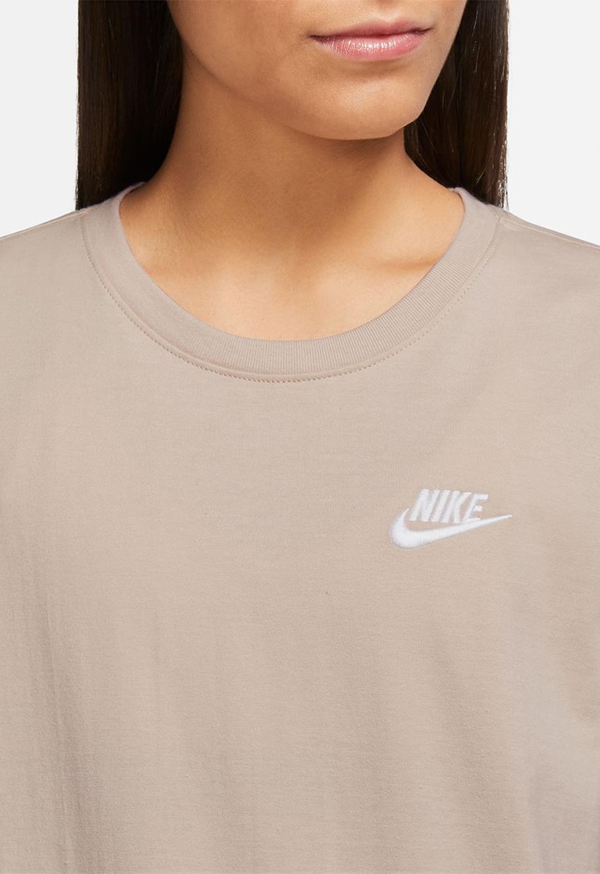 Nike - W nsw tee club - sanddrift/white