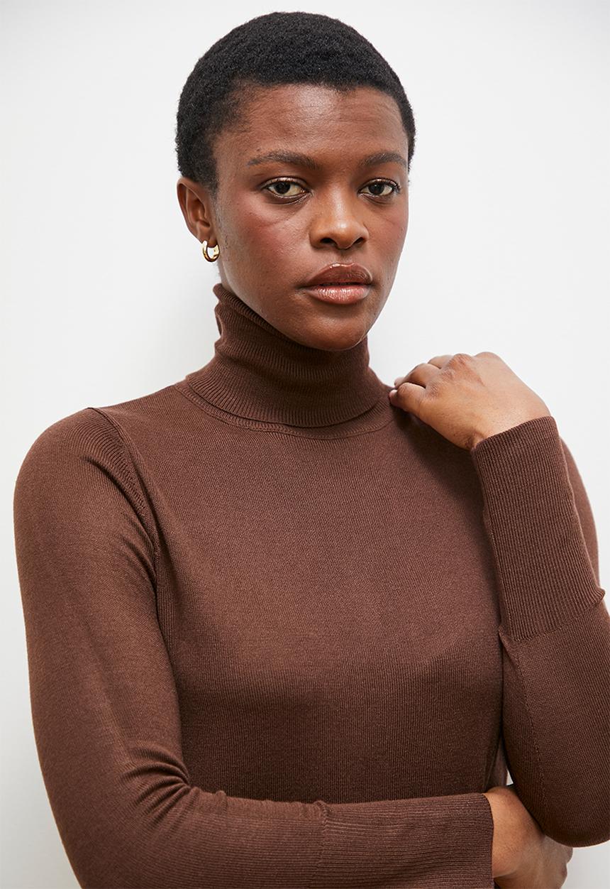 edit - Polo neck - choc