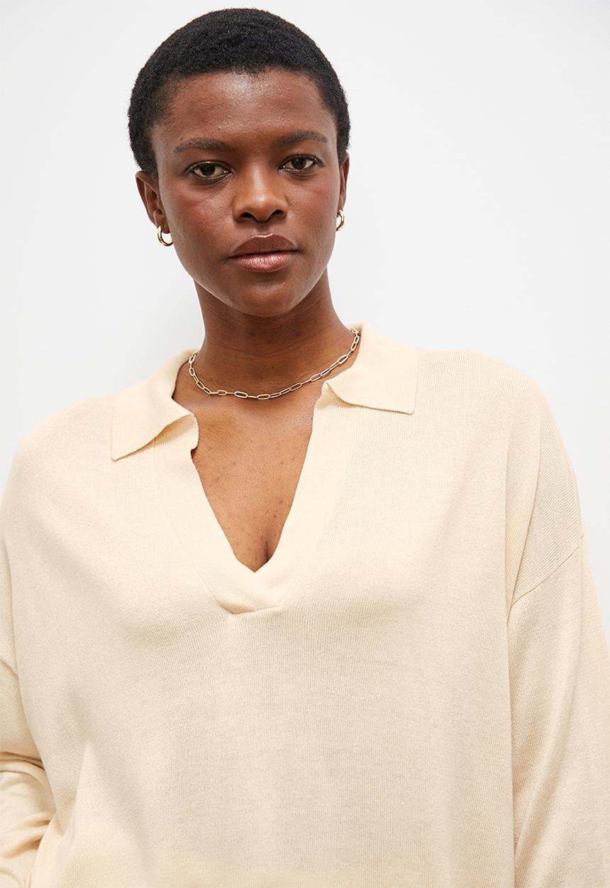 edit - Collared pullover - sand