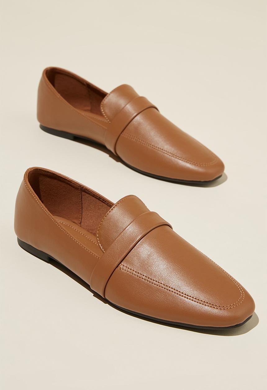 Cotton On - Classic Loafer - Tan Vegan Leather