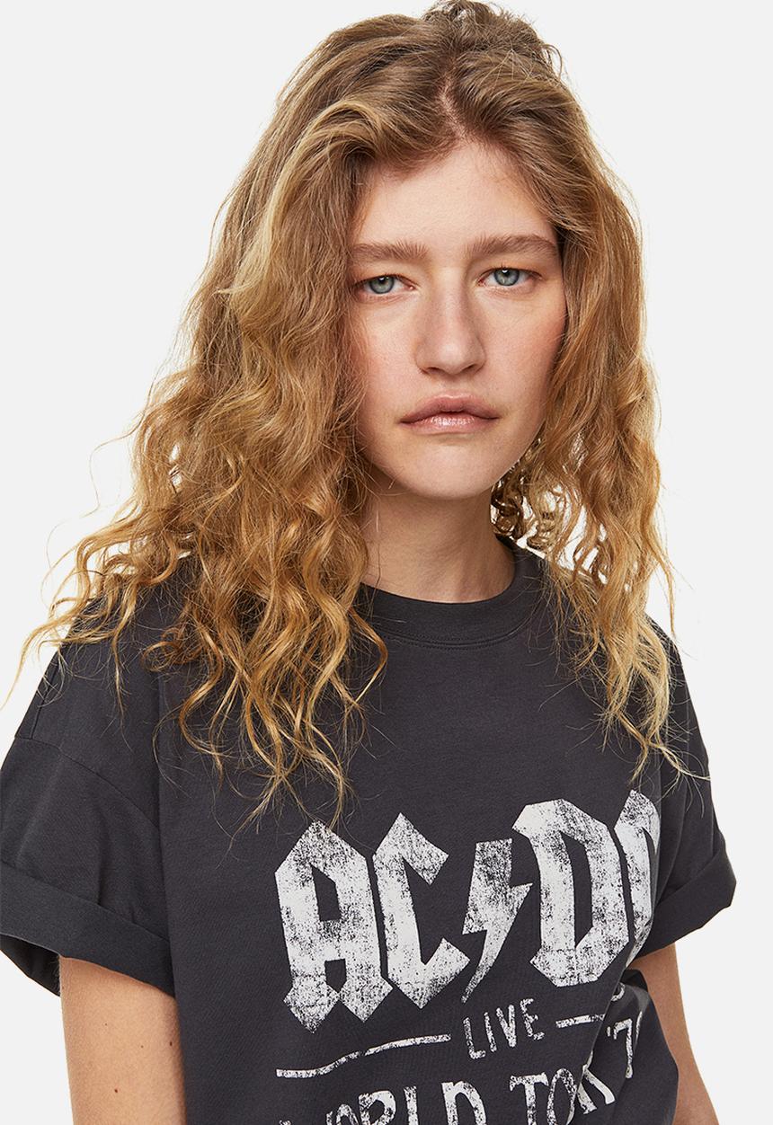 H&M - Oversized printed t-shirt - dark grey/acdc