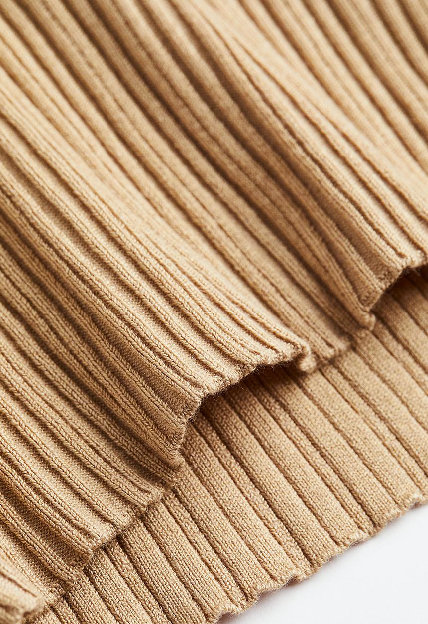 H&M - Knitted top - beige