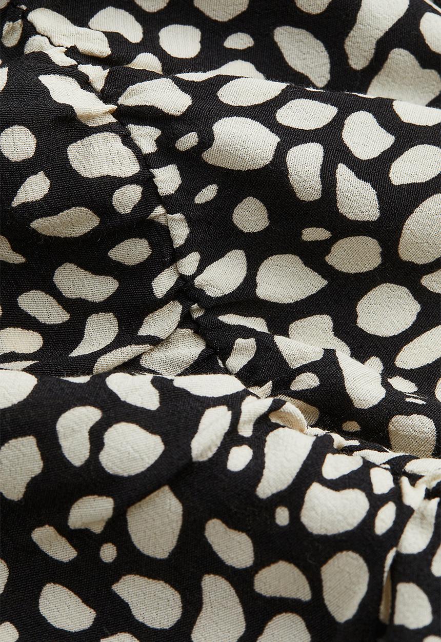 H&M - Puff-sleeved crêpe dress - black/patterned