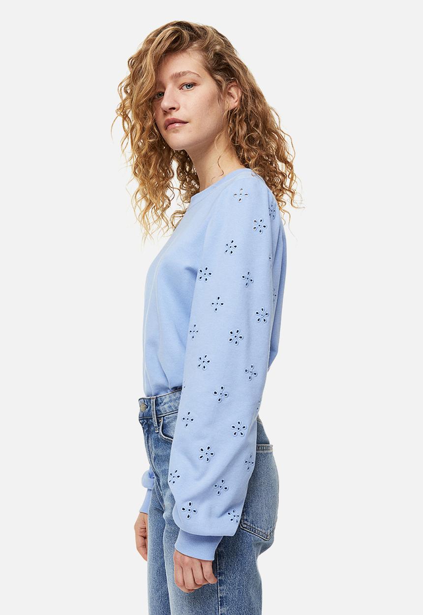 H&M - Broderie anglaise sweatshirt - light blue