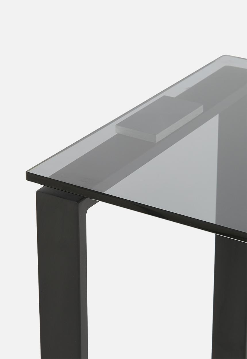 Sixth Floor - Katrine console table