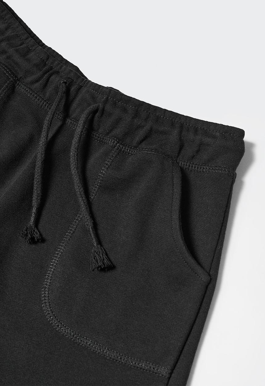 MANGO - Shorts lea - negro