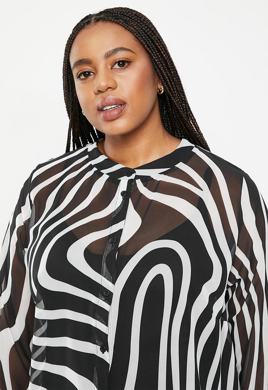 Me&B - Plus button up mandarin collar dress with cami - black & white