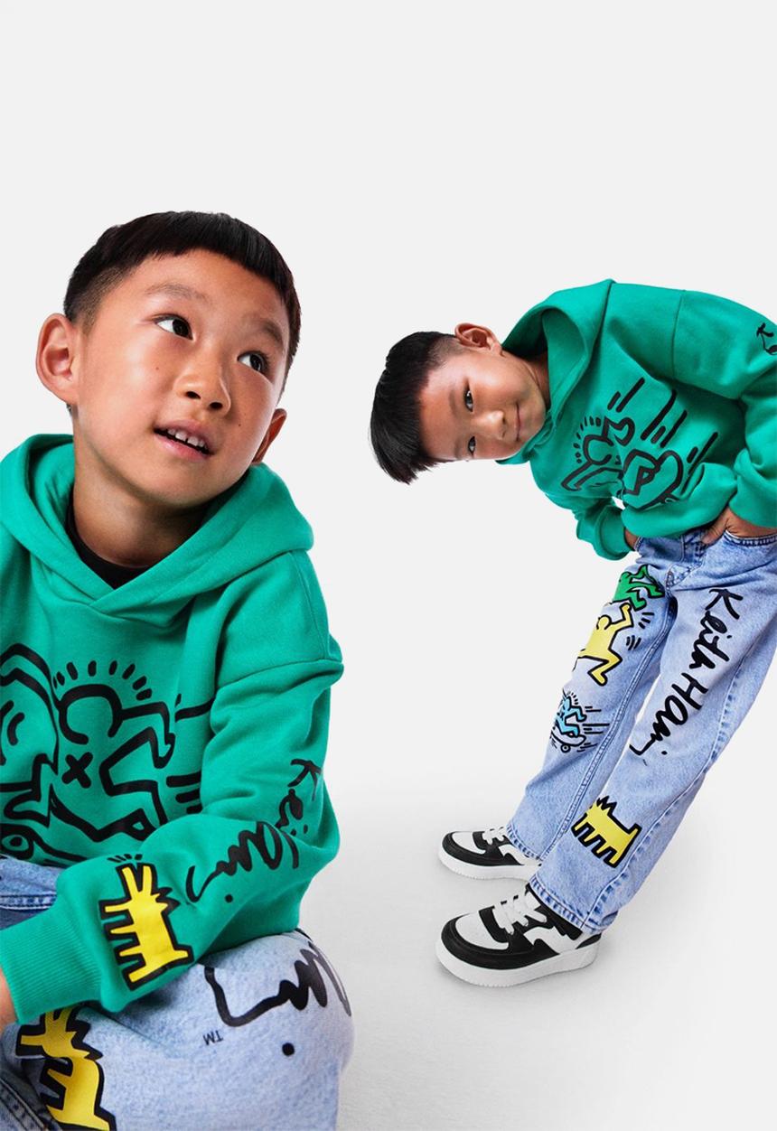 H&M - Printed hoodie - green/keith haring