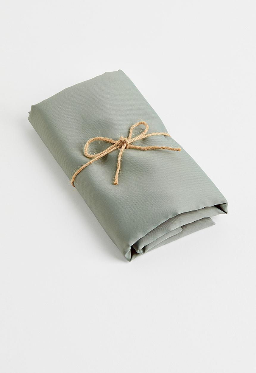 H&M - Shower curtain - dusky green