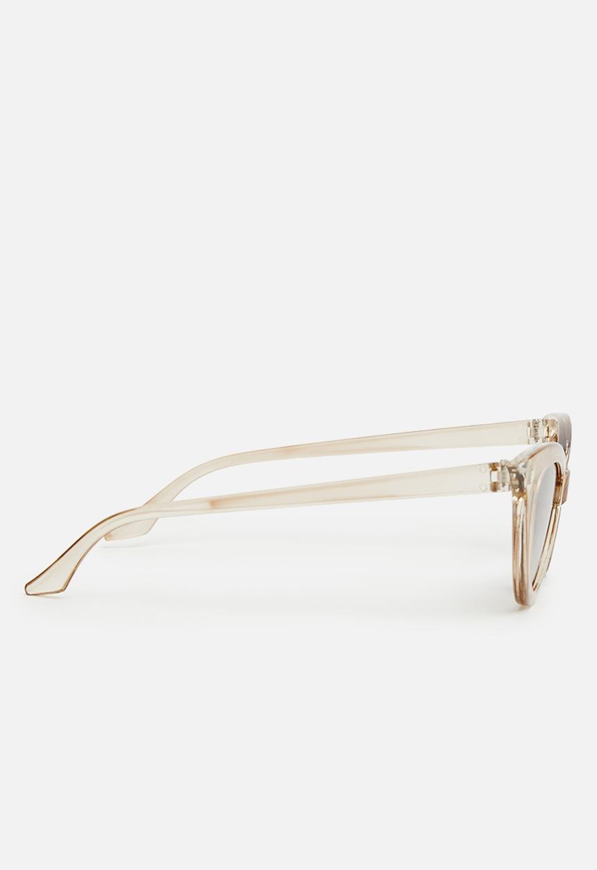 Superbalist - Vida cateye sunglassses - champagne