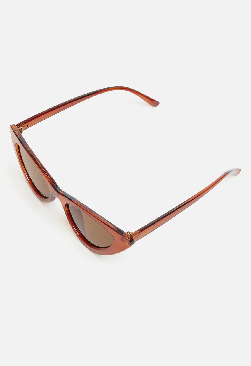 Superbalist - Leah cateye sunglasses - brown