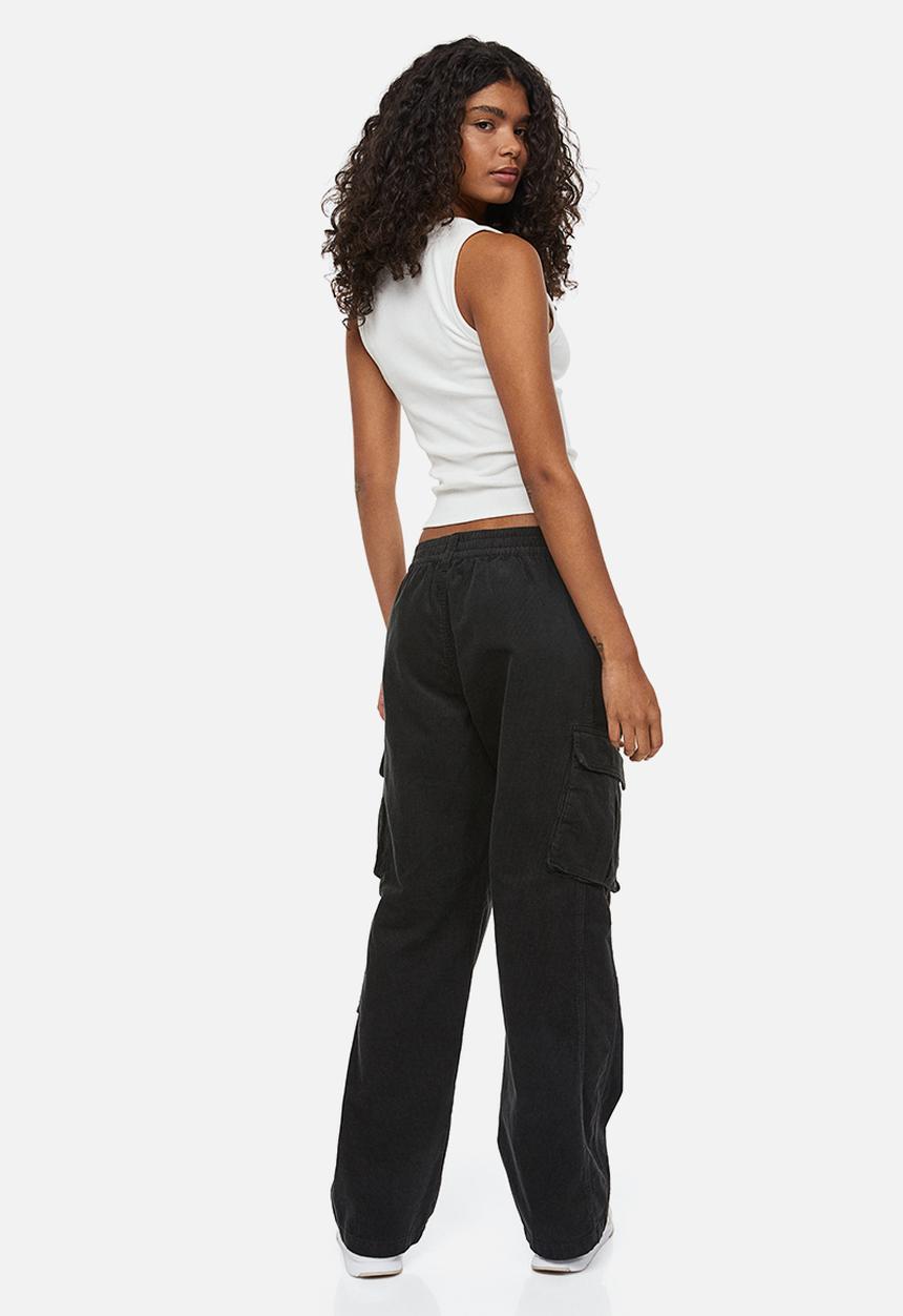 H&M - Corduroy cargo trousers - black