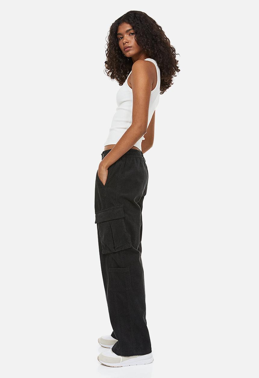 H&M - Corduroy cargo trousers - black