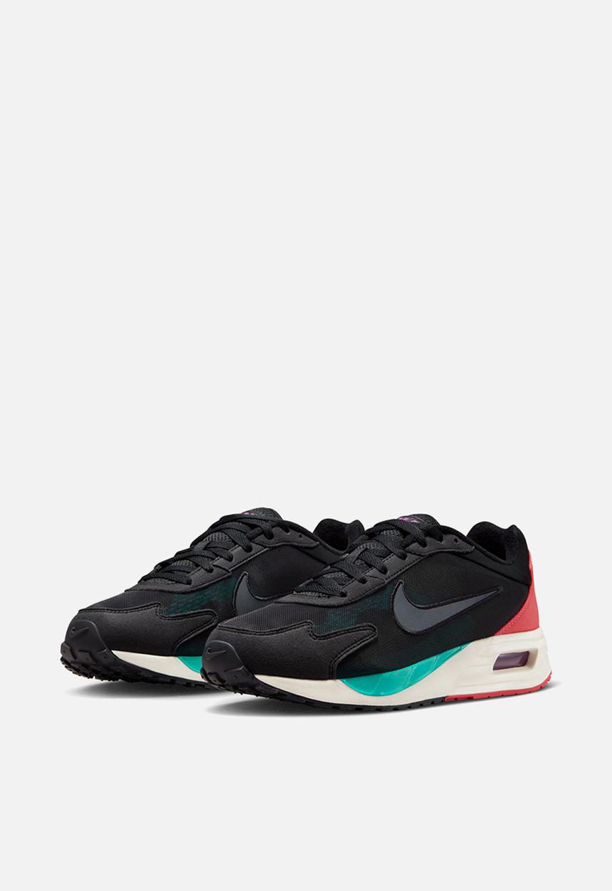 Nike - Nike Air Max Solo