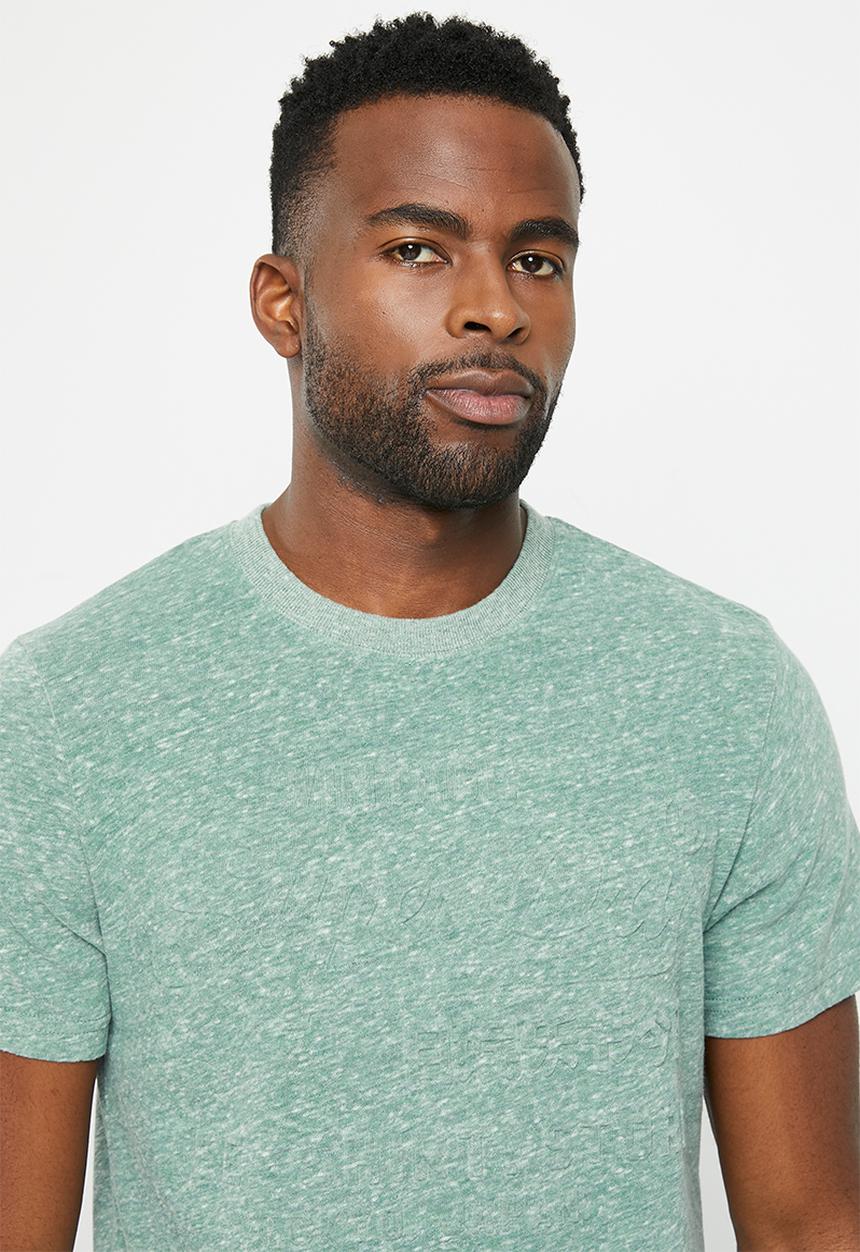 Superdry. - Vl emboss tee - the falls road green snowy