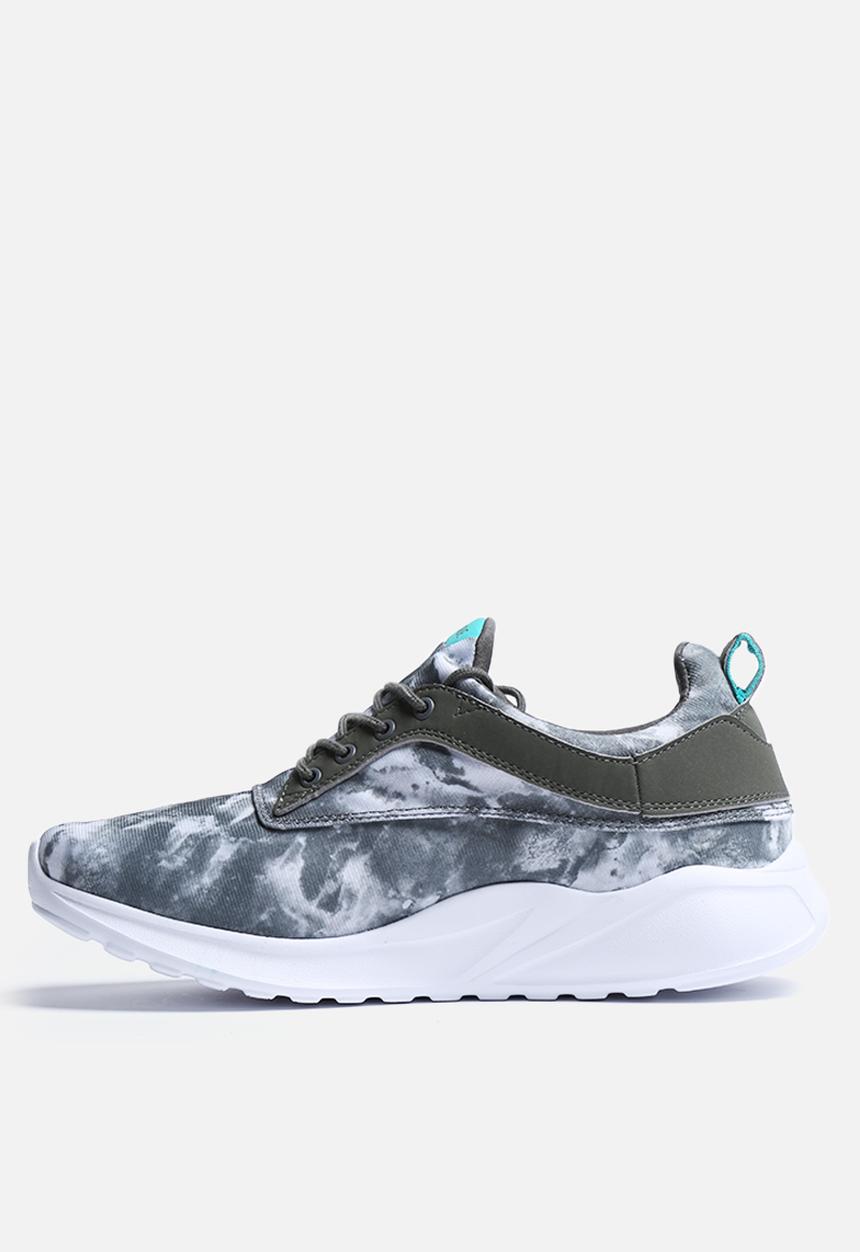 Globe - Roam Lyte