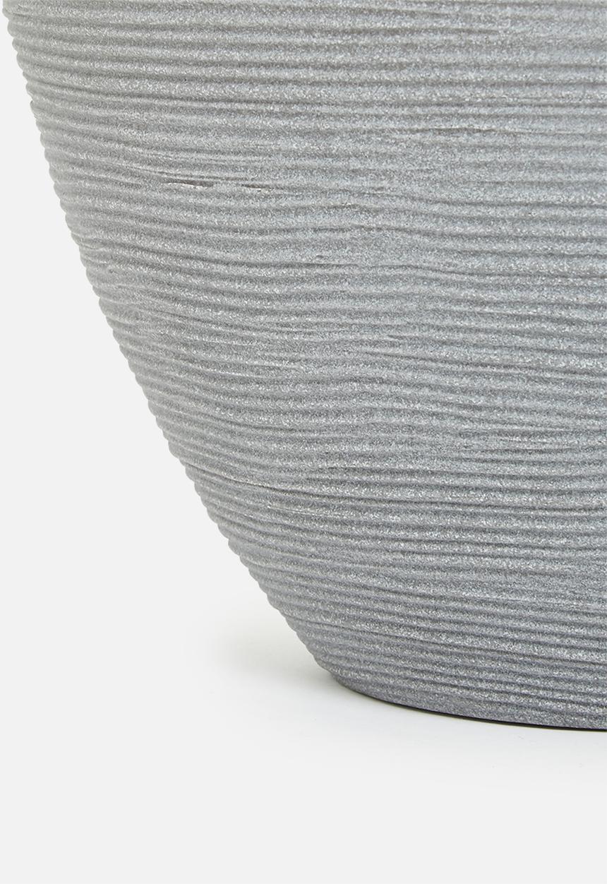 H&S - Silhouette planter - charcoal