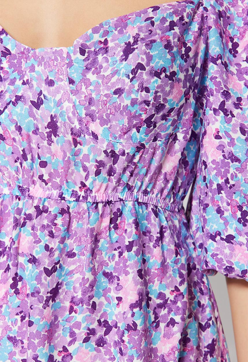 Trendyol - Sweetheart neck floral midi dress - multi
