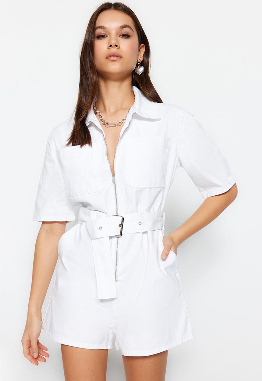 Trendyol - Zip through short jumpsuit - white