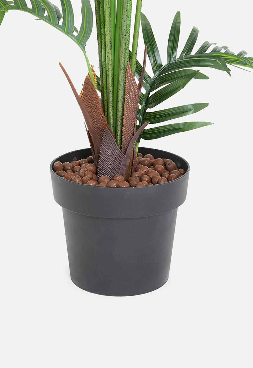 H&S - Artificial fern - black pot
