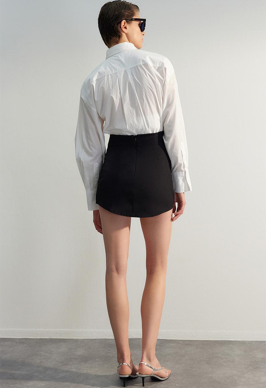Trendyol - Chain detail mini skirt - black