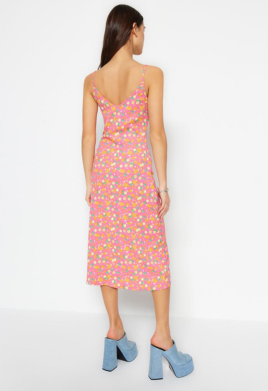 Trendyol - Strappy ruched v-neck midi dress - pink