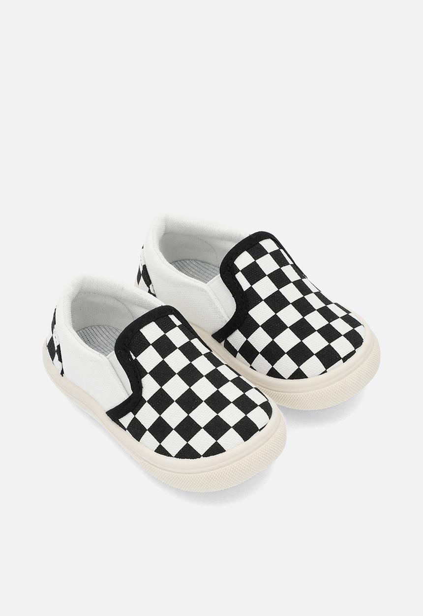 Pop Candy - Boys slip on sneaker -black and white 