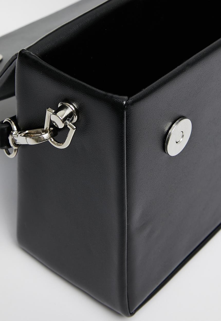 Superbalist - Daisy crossbody bag - black