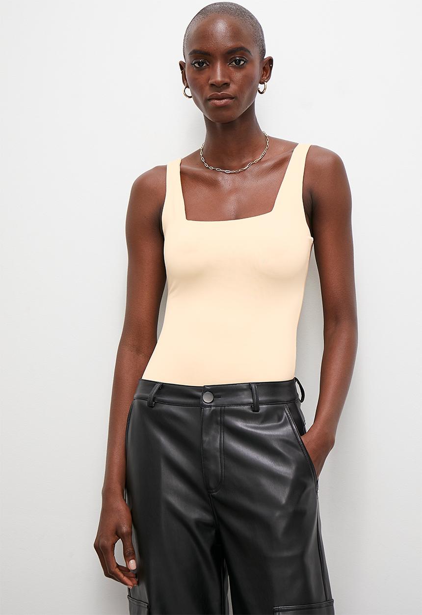 Superbalist - Square neck bodysuit - milk