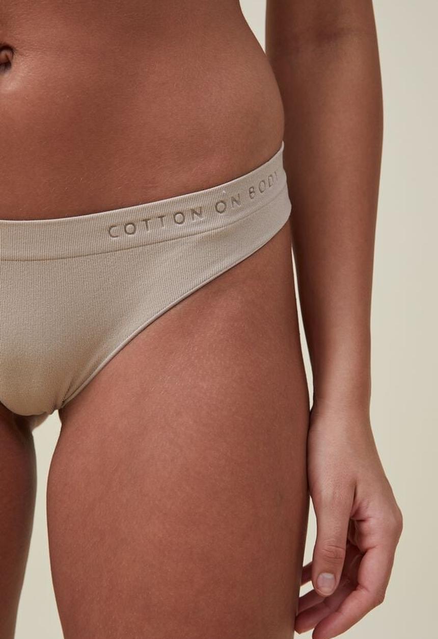 Cotton On - Seamless hipster brasiliano brief - white pepper