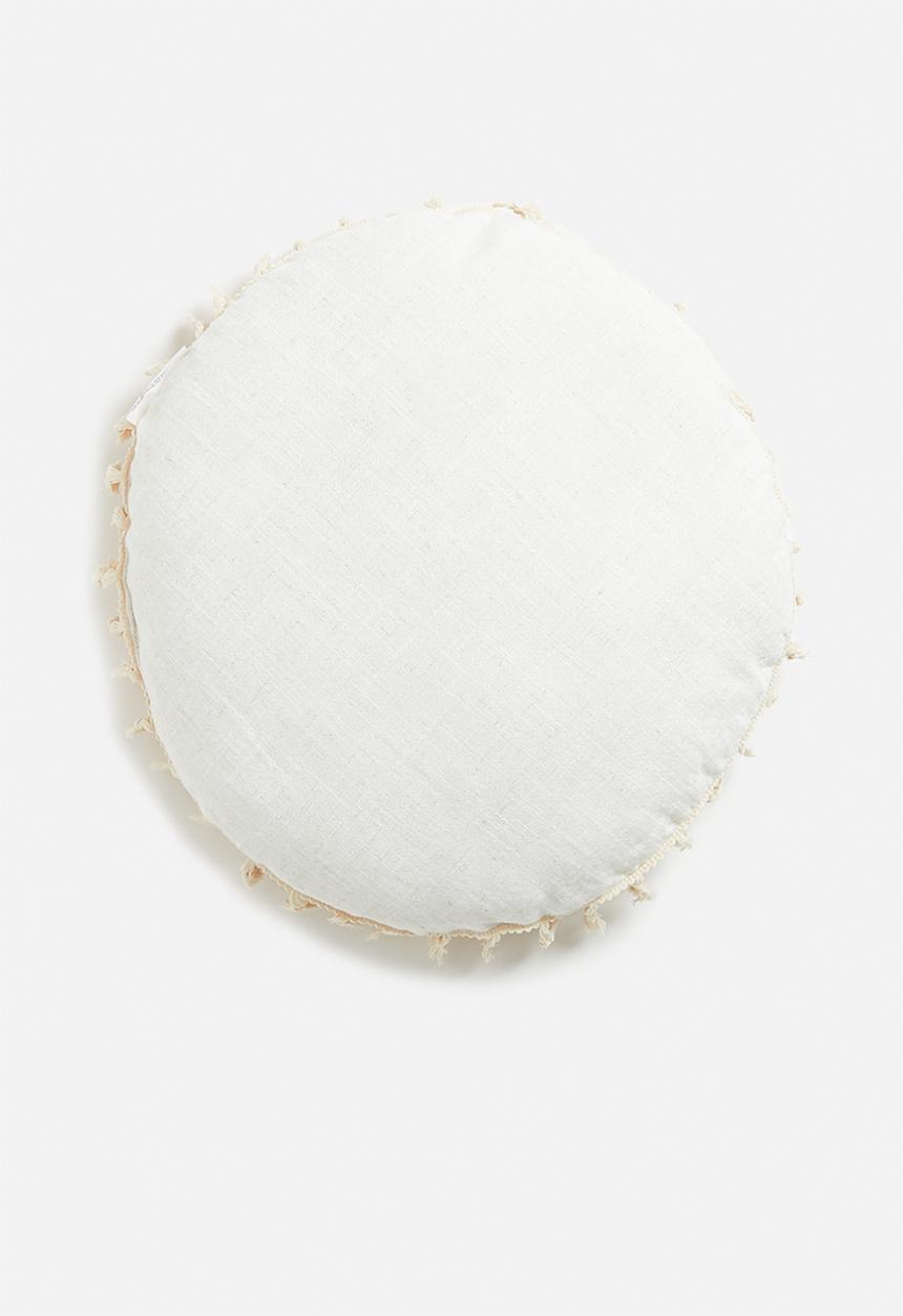 H&S - Outdoor tassle cushion- mustard