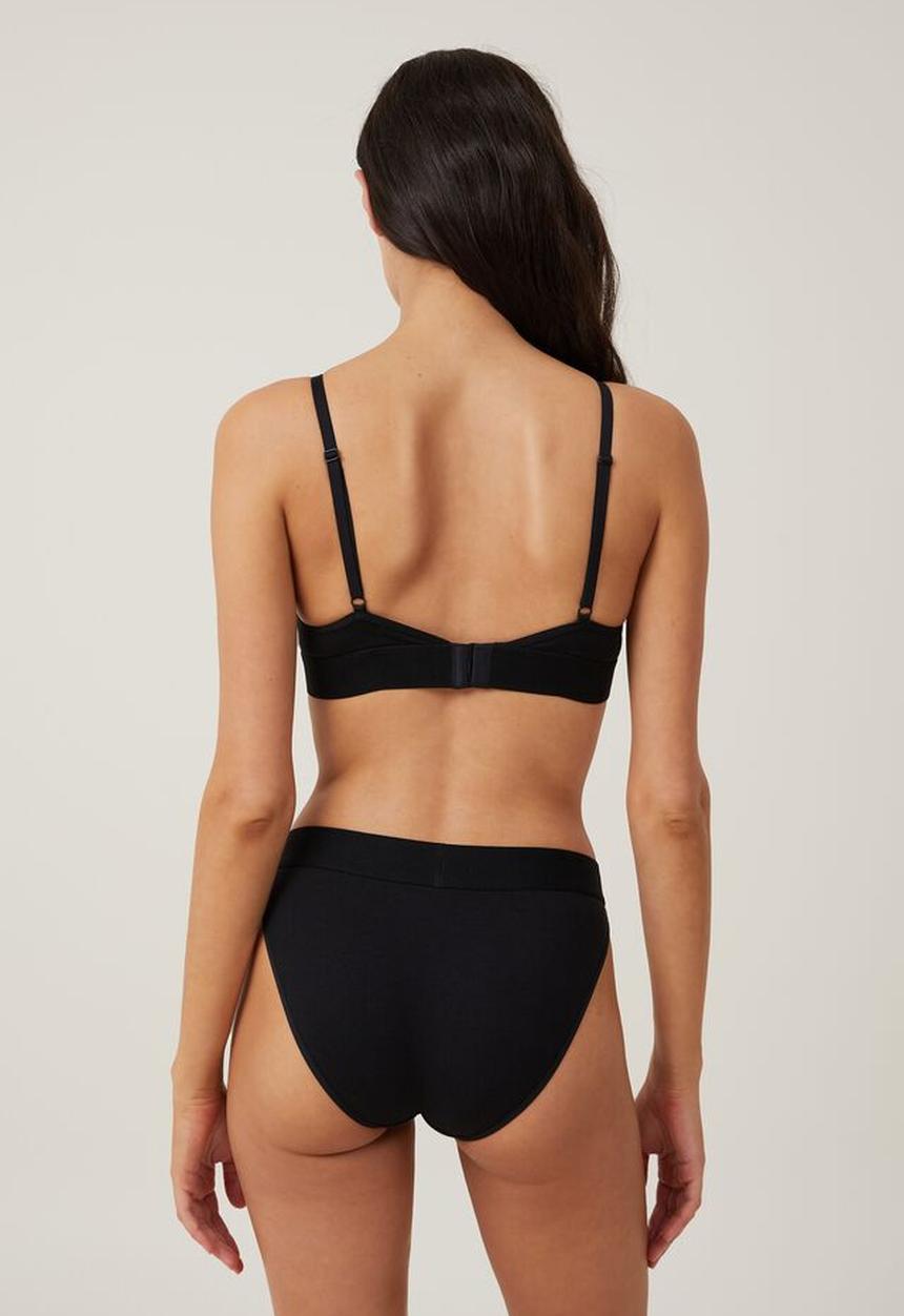 Cotton On - Organic cotton cross over padded bralette - black