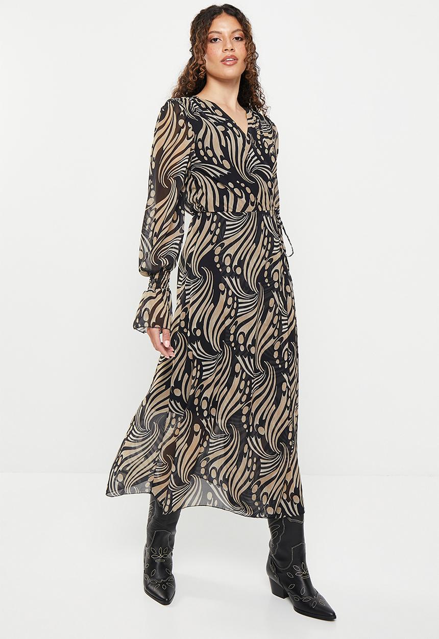 Stella Morgan - Printed wrap maxi dress - camel