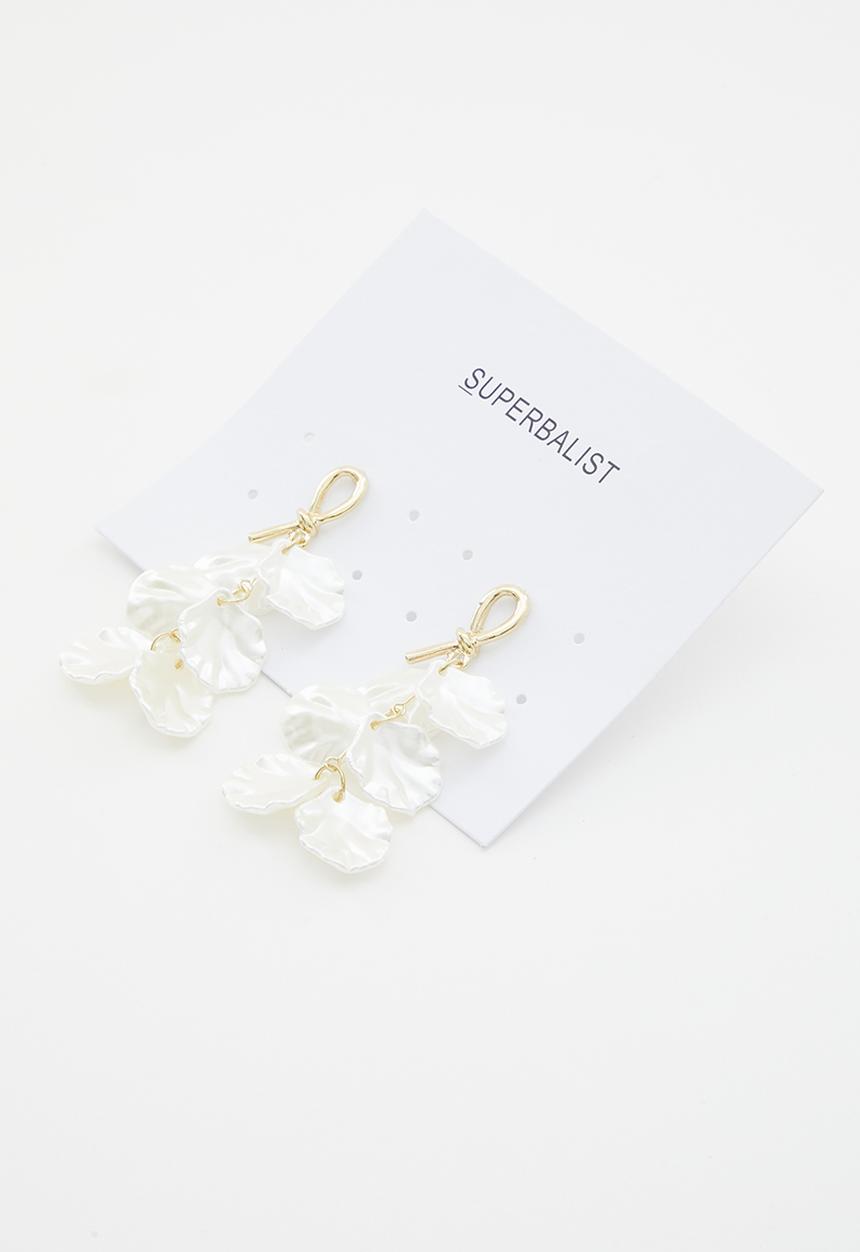 Superbalist - Miley faux pearl earrings - cream