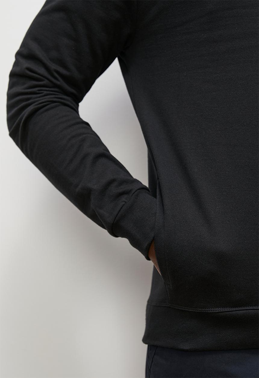 Lark & Crosse - Brent funnel neck sweat - black