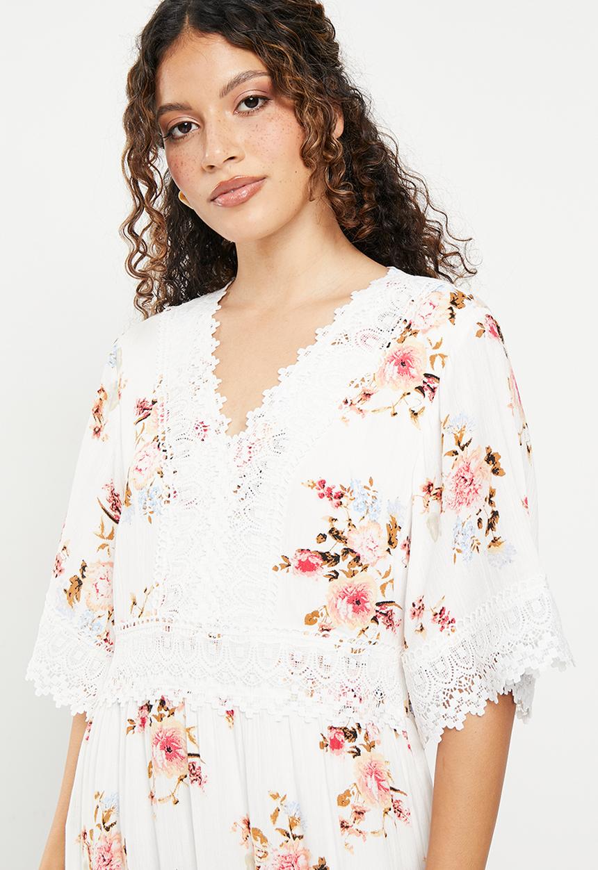 Stella Morgan - Flutter sleeve flower orinted midi dress - multi white