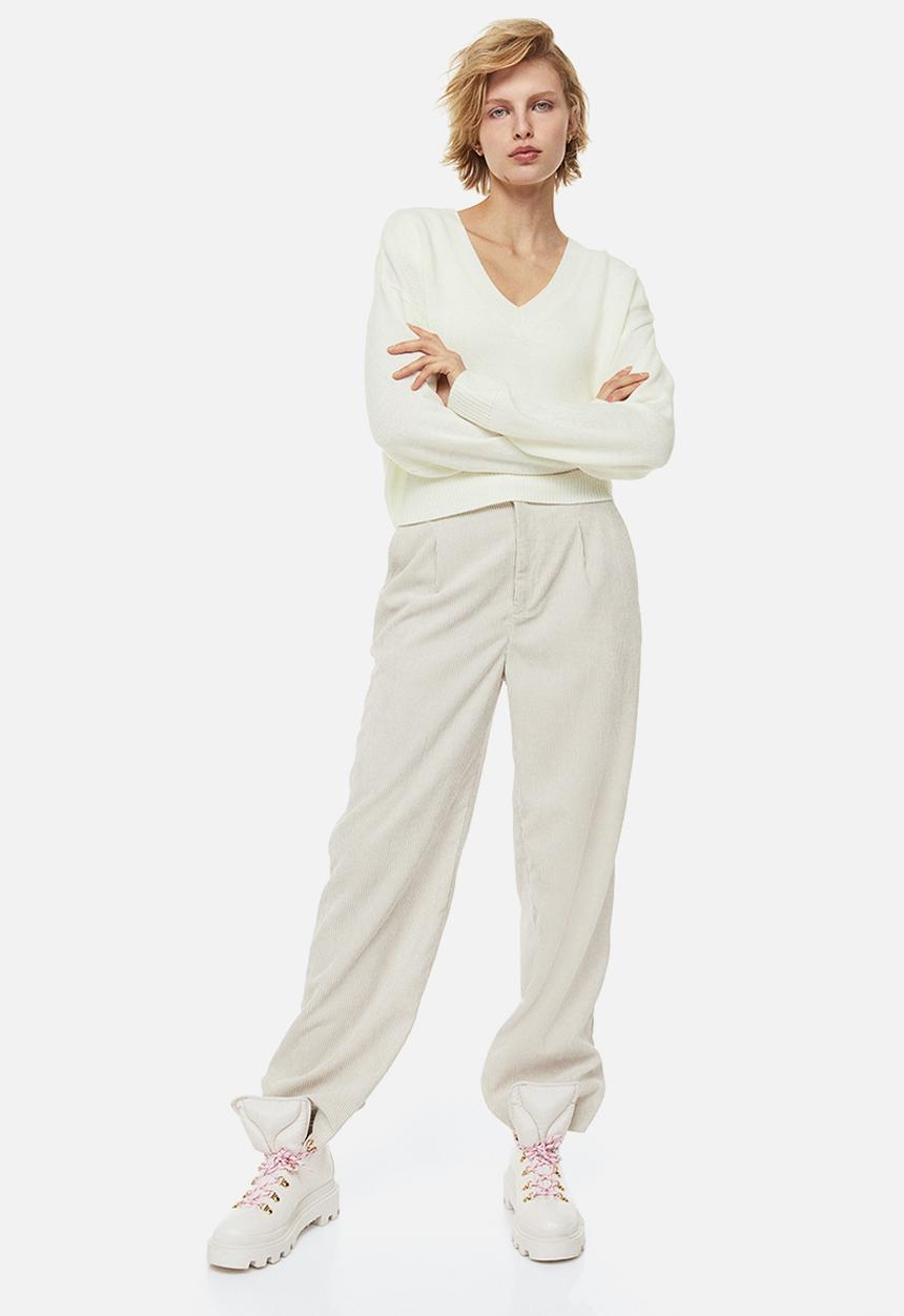 H&M - V-neck jumper - cream 