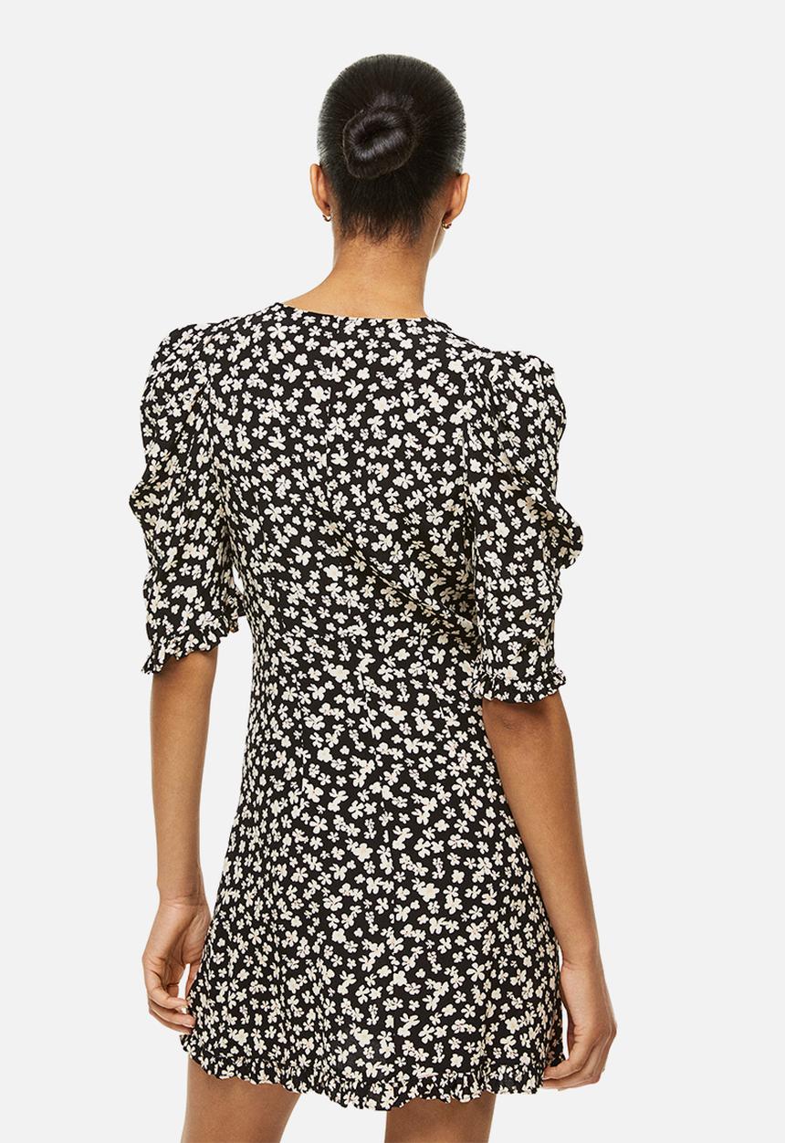 H&M - Frill-trimmed dress - black/small flowers 