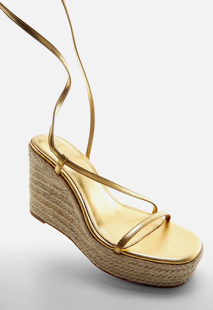 MANGO - Ficus heel - gold