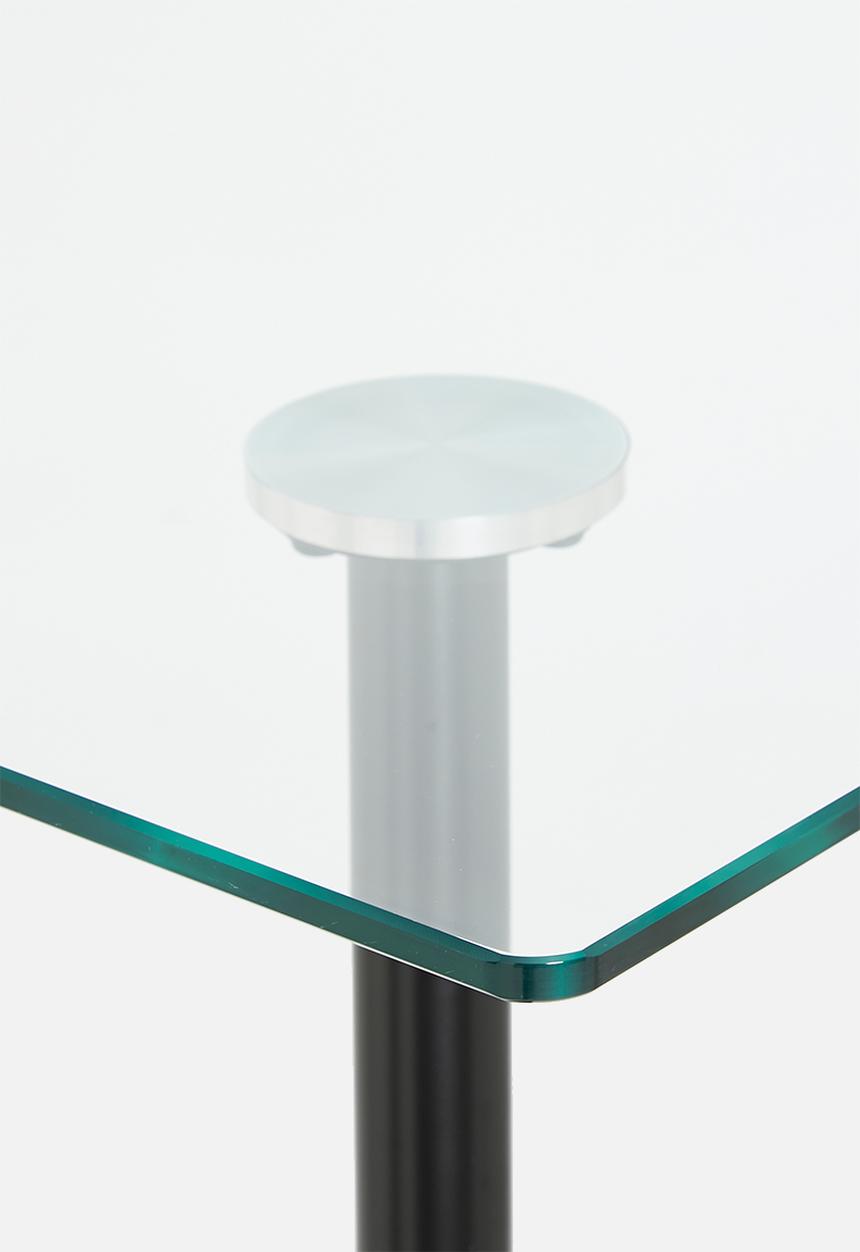 Sixth Floor - Wilma dining table