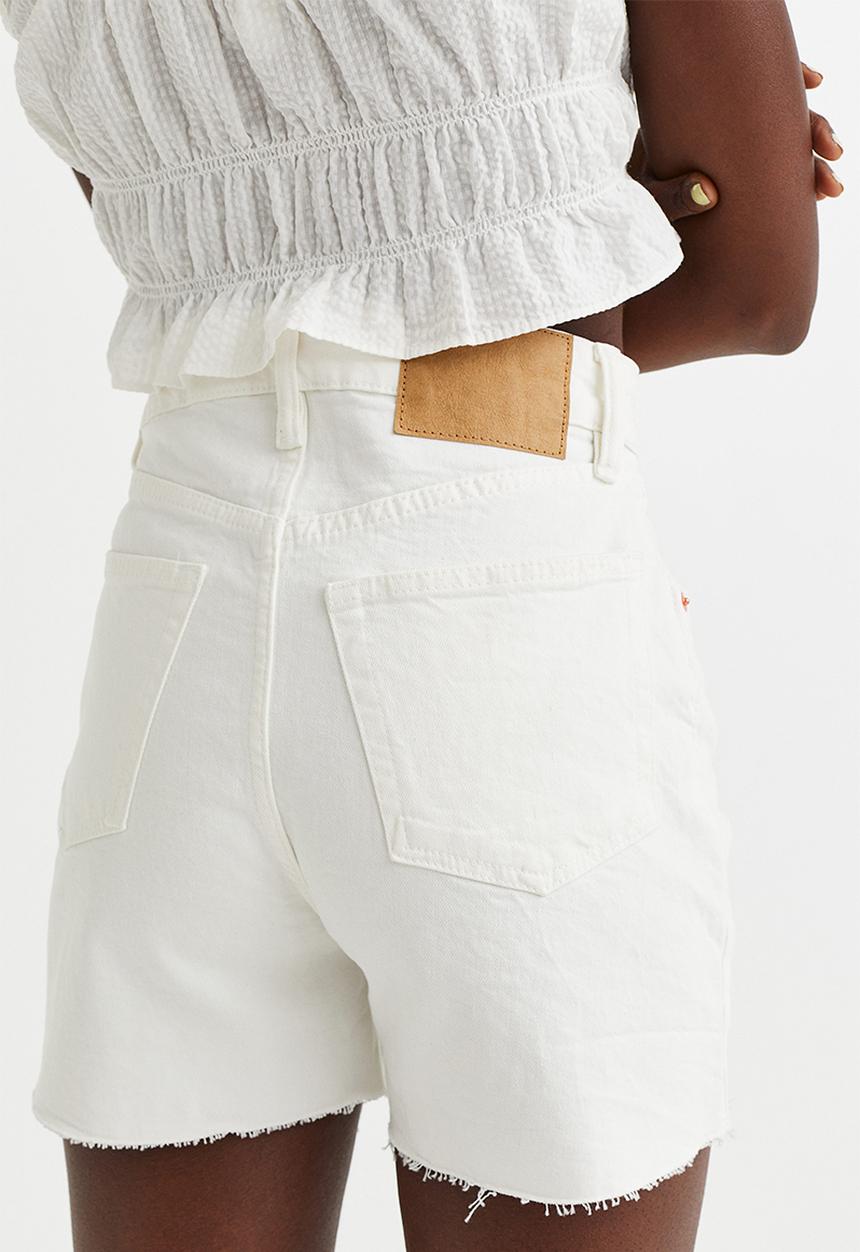 H&M - High waist denim shorts - white