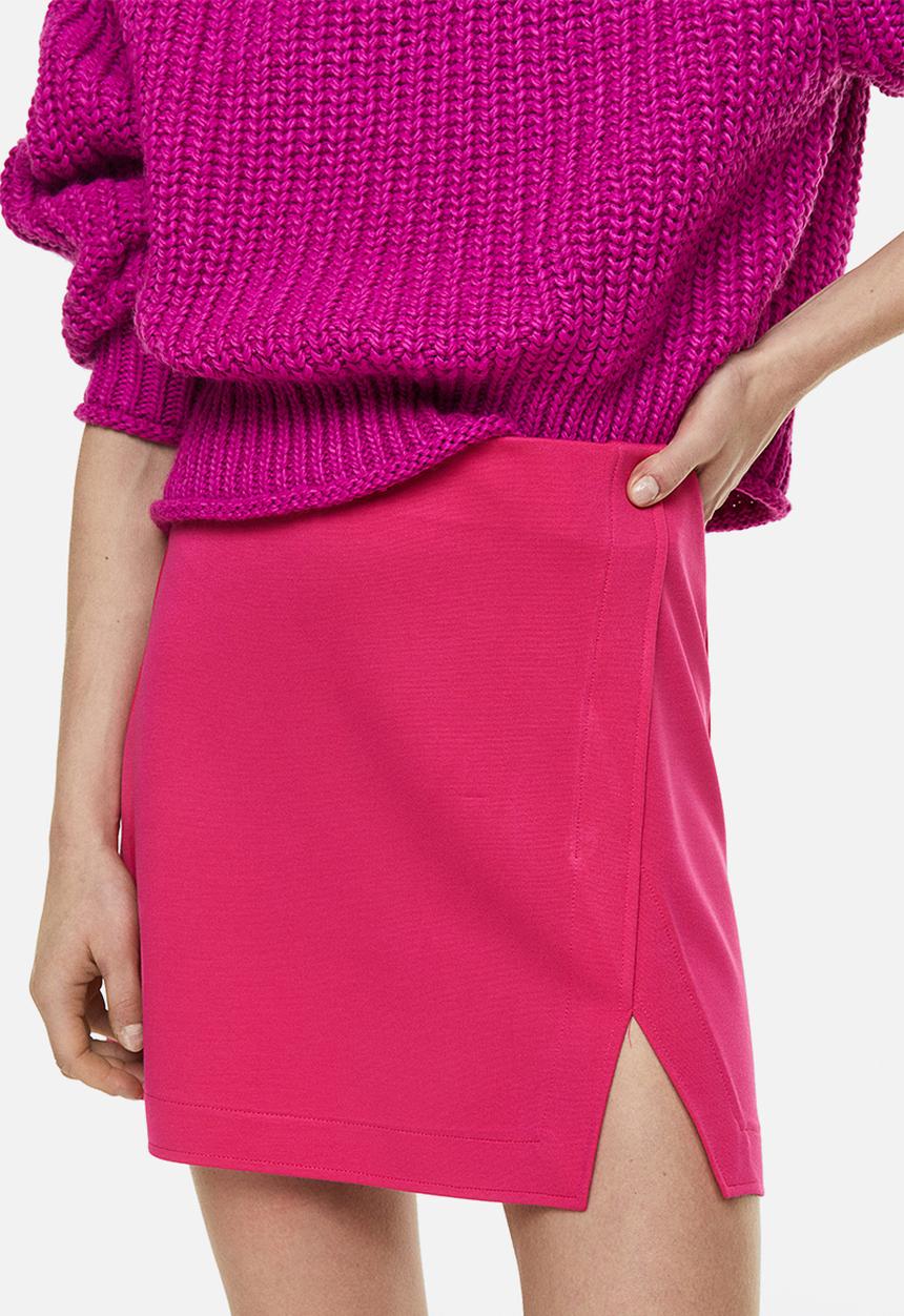 H&M - Short wrapover skirt - cerise 