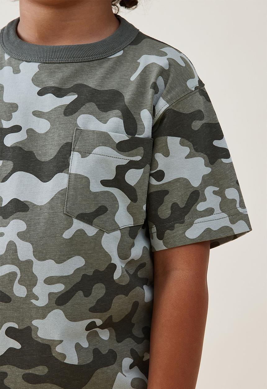 Cotton On - The essential short sleeve tee - camo yardage