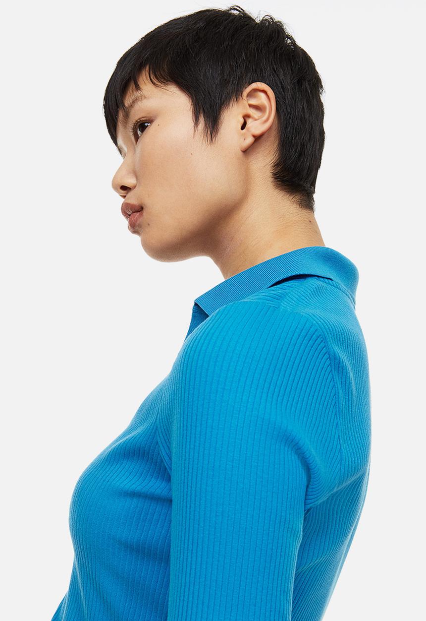 H&M - Collared ribbed top - bright blue 