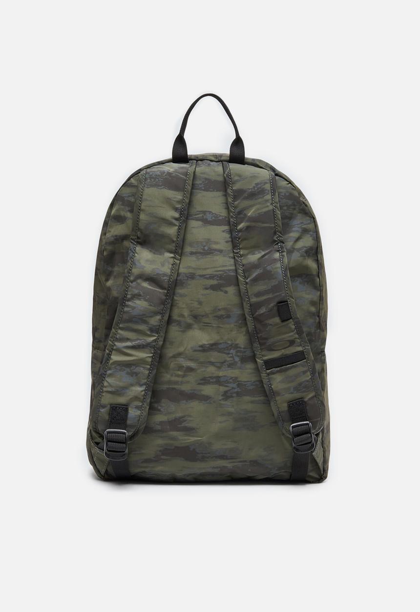 Oakley - Freshman pkble rc backpack - brush tiger camo green